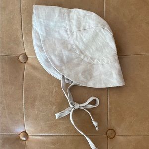 Briar baby sunbonnet